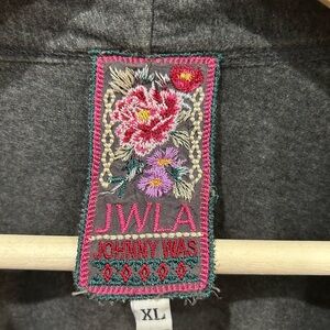 Johnny Was Gray knit Jacket / Cardigan with Embroidery-EUC